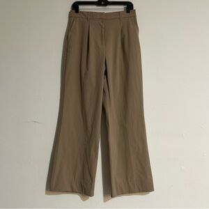 RHONE Women's Classic Tan Trousers